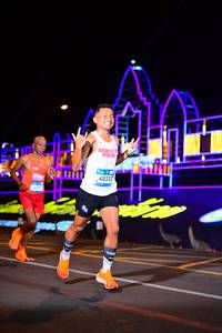 BIB: 40333
                            <button type="button" onclick="openModal(22857609)" class="btn btn-primary btn-sm float-right btn-popup" data-toggle="modal" data-target=".modal-high-quality">
                        <i class="fas fa-shopping-cart"></i> Add to Cart
                    </button>
                                            <button type="button" onclick="isThisMe(22857609, true)" class="btn btn-success btn-sm float-right btn-popup btn-isme hidden" data-toggle="tooltip" data-placement="bottom" title="นี่คือรูปของคุณใช่ไหม คลิกที่นี่เพื่อเอาเข้าอัลบั้ม">
                        <i class="fas fa-plus"></i> Add to album
                    </button>
                    <button type="button" onclick="isThisMe(22857609, false)" class="btn btn-warning btn-sm float-right btn-popup btn-isnotme hidden">
                        <i class="fas fa-ban"></i> Remove from album
                    </button>